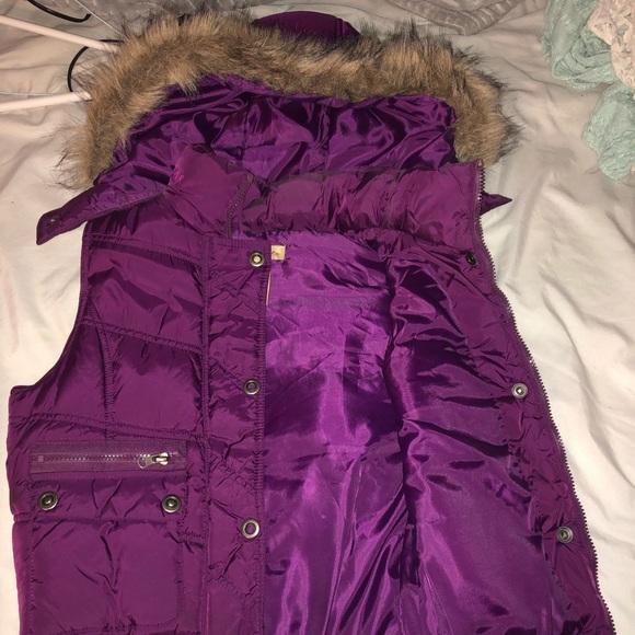 Vest - Picture 1 of 2